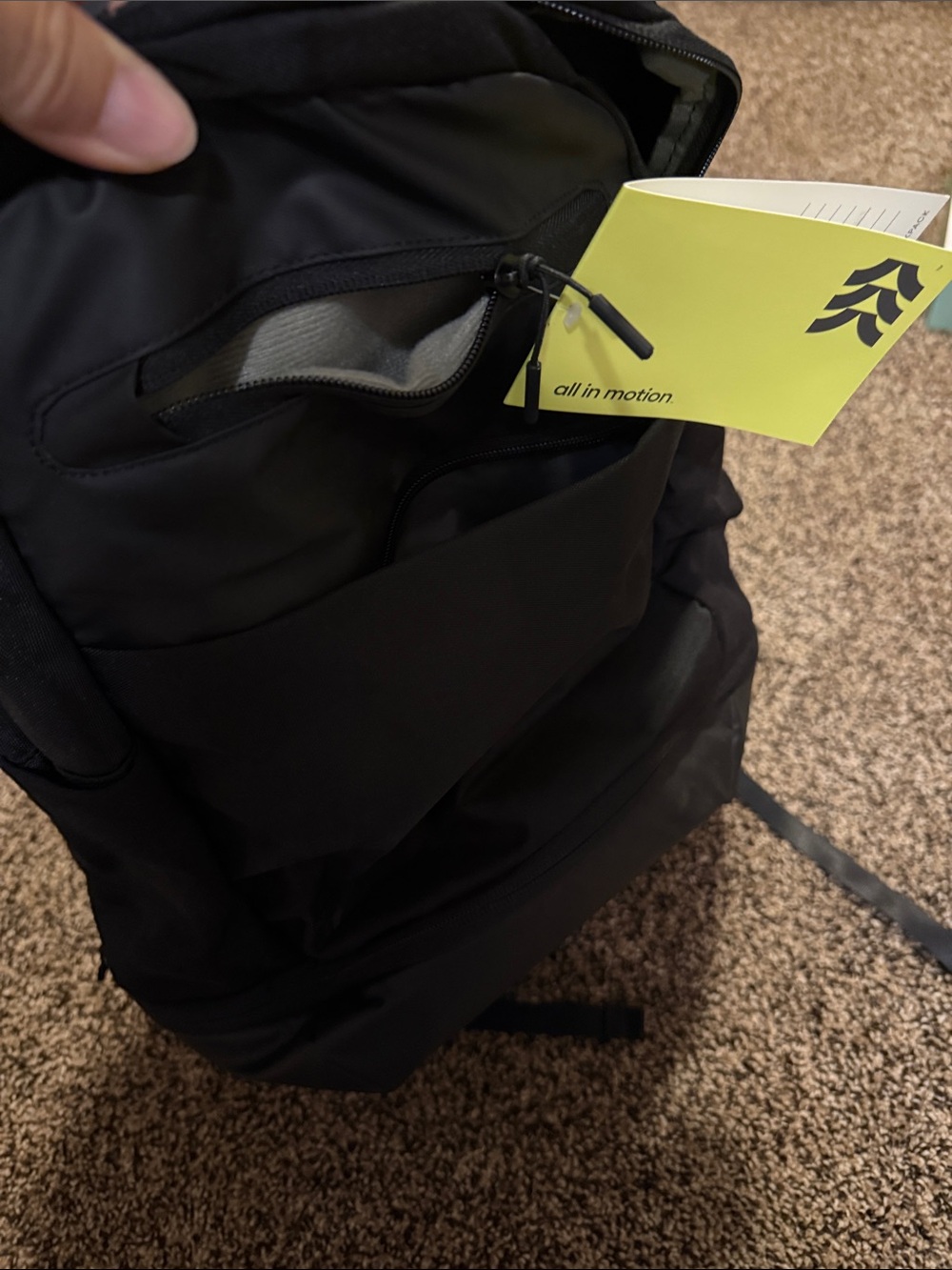 Backpack - Picture 4 of 6